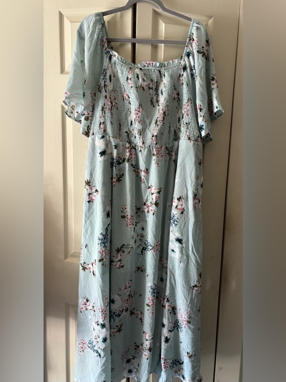 NWT beautiful maxi dress from Bloomchic size 26/30